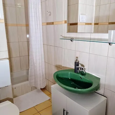 Aparthotel Marijana *